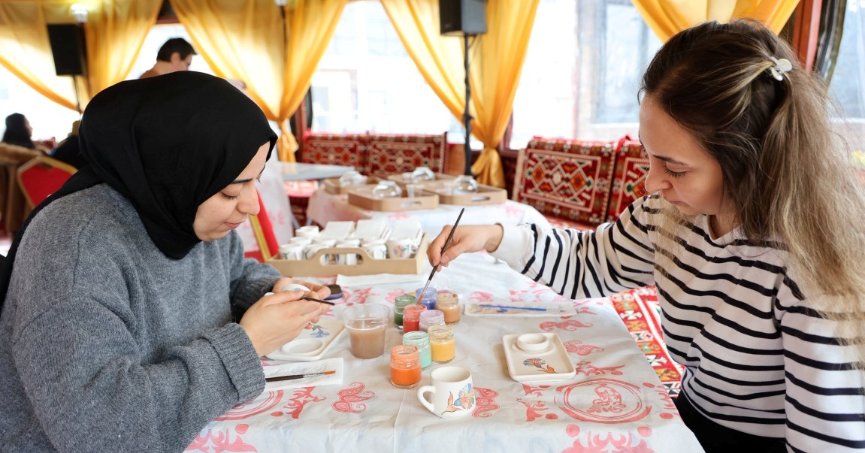 Otağ Çadırı Oldu