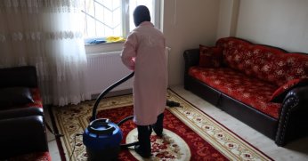 Büyüklere Şefkat Eli