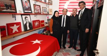 Şehit Ailelerine Anlamlı Ziyaret