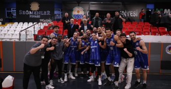 Kağıtspor Deplasmanda TED Kolejliler’i Devirdi, Tutundu!”