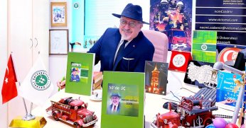 Necmi Cemal’den 3. kitap: 156 makale kitaplaştı