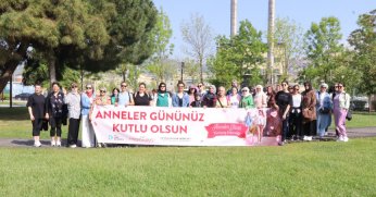 Annelere anlamlı jest