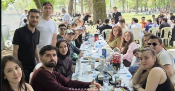 Anneler Günü Coşkusu