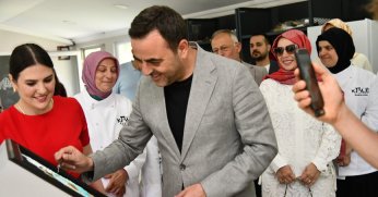 Mezuniyet Sevinci Yaşadı