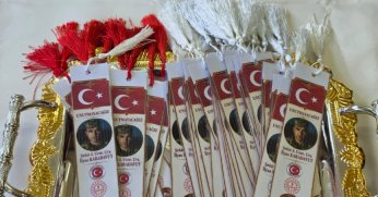 İSMİ KÜTÜPHANEDE YAŞAYACAK