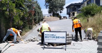 3 sokakta parke yollar yenilendi
