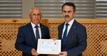 Veda Yemeği ve Başarı Belgesi