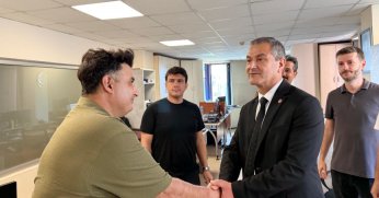 Lütfü Obuz’dan personele günaydın ziyareti