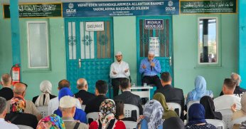 Mezarları Başında Dualarla Anıldı