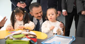 Vali Aktaş'a Duygusal Karşılama