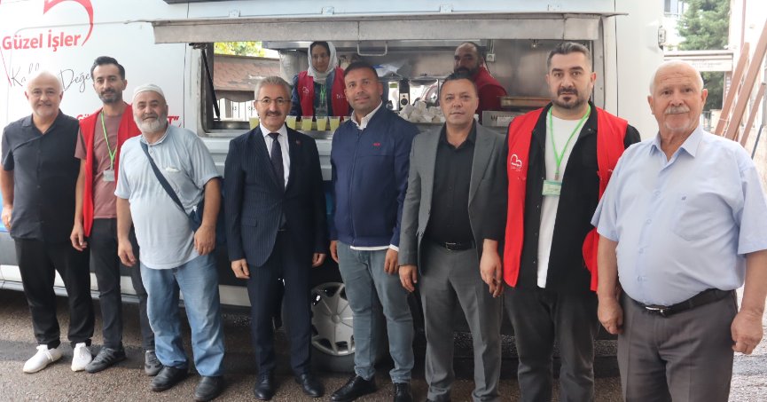 Yenimahalle’de Cuma ikramı